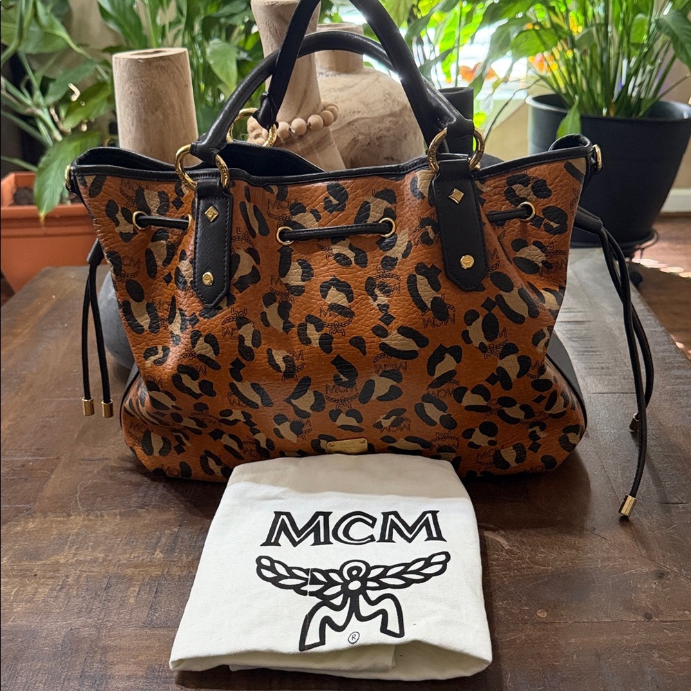 EUC MCM Visetos Leopard Print Large Drawstring Shoulder Bag Cognac